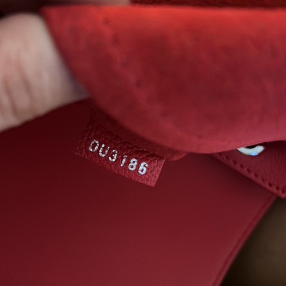 Louis Vuitton LOCKME backpack in Red (worn twice) - Picture 7 of 7